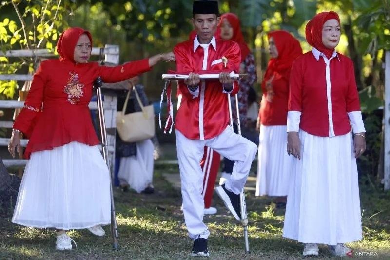 Rasakan Kesetaraan, Disabilitas dan Lansia Ikut Meriahkan HUT RI di Gorontalo