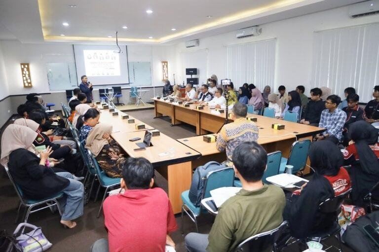 Berbagai Ahli Kupas Ruang Publik dan Inklusi Disabilitas di Unri