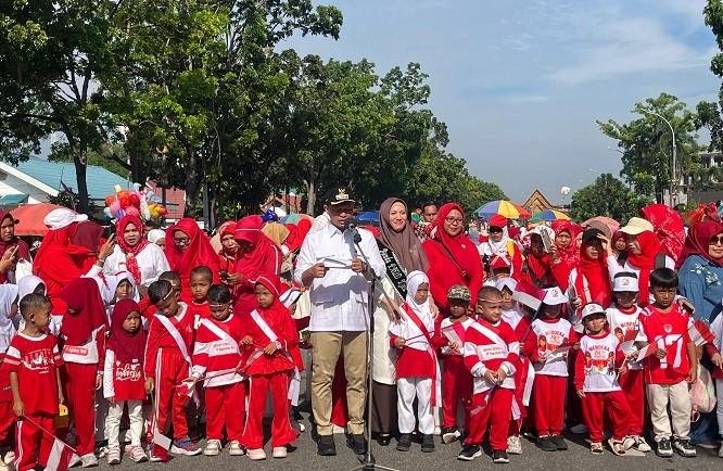 2.000 Siswa Ramaikan Hari Anak Nasional 2025, Walikota Pekanbaru Luncurkan Aplikasi Emerald