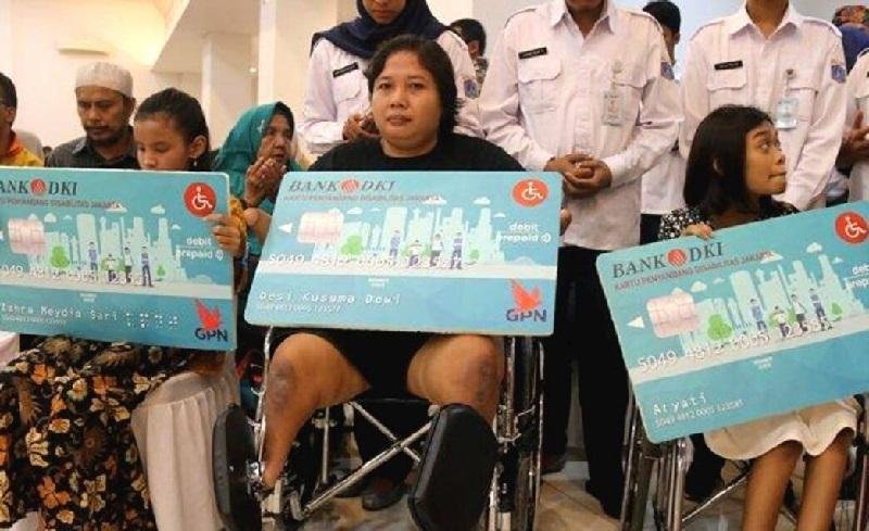 Penyandang Disabilitas, Anak dan Lansia Mulai Terima Bantuan Sosial dari Pemprov Jakarta