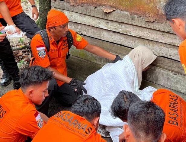 Dua Hari Hilang, Siswi SMAN 4 Pekanbaru Ditemukan Selamat di Hutan Lanud RSN