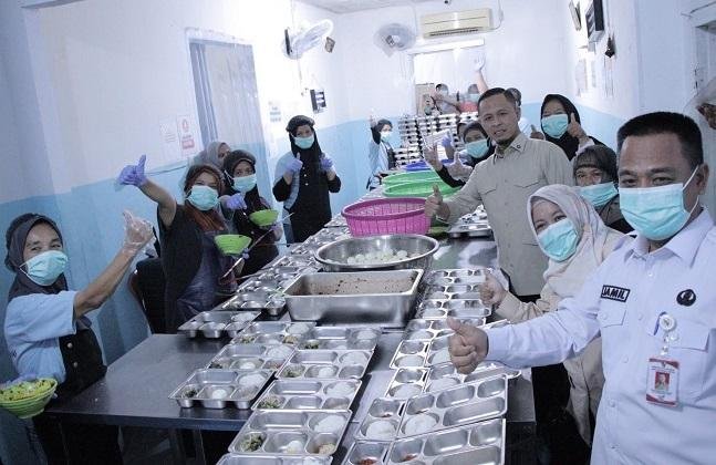 Walau Tak Ada Keracunan Pelajar, Wali Kota Pekanbaru Sidak Dapur Program MBG