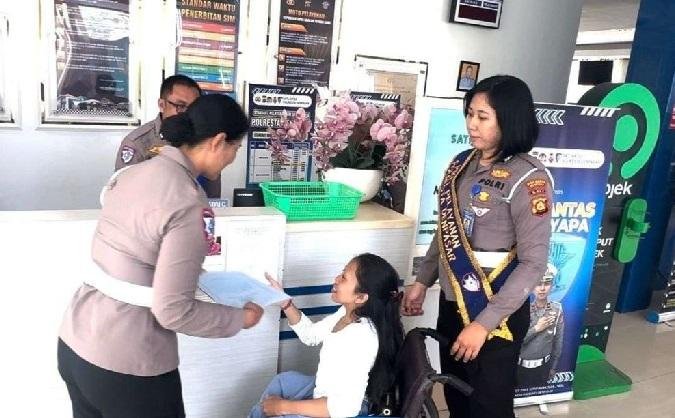 Penyandang Disabilitas Buat SIM, Satlantas Denpasar Bali Beri Layanan Khusus