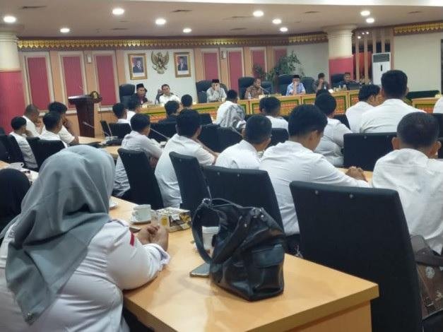 Tenaga Honorer Non Database Minta Diangkat Jadi PPPK, Mengadu ke DPRD Riau