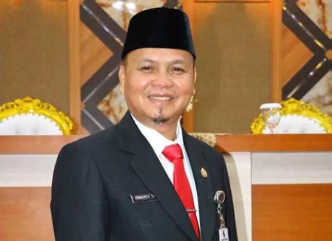 Mantan Kepala Disdik Pekanbaru Meninggal Dunia, Almarhum Ismardi Ilyas Dimakamkan di Bangkinang