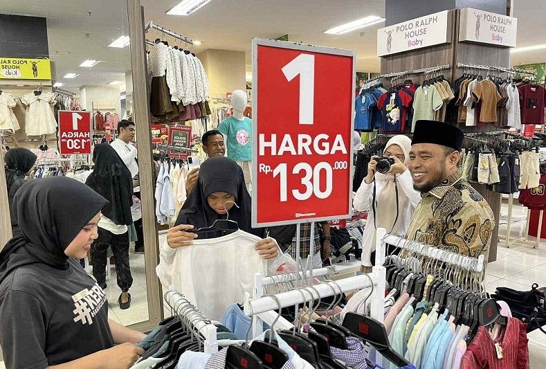 Baznas Riau Salurkan Bantuan Rp4,25 Miliar untuk Ribuan Anak Yatim dan THL Pemprov Riau