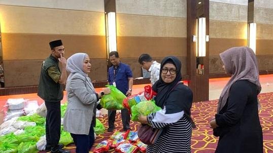 Disabilitas Riau Dapatkan Edukasi Layanan BRK Syariah, Berbagi Tabungan dan Sembako