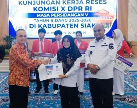 Kunjungi Siak, Komisi Pendidikan DPR-RI Pastikan Siak Dapat Revitalisasi Sekolah dan DAK Non Fisik Rp240 Miliar