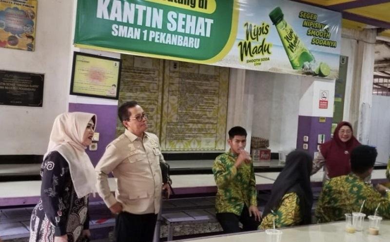Soal Bisnis di Kantin Sekolah, SMAN 9 dan SMAN 1 Pekanbaru Disidak Komisi III DPRD Riau