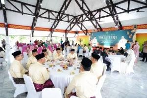 Bupati dan Walikota serta Tamu Luar Daerah Berdatangan