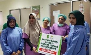 17 Pasien Dhuafa di RSUD Arifin Achmad Terima Bantuan Operasi Gendang Telinga