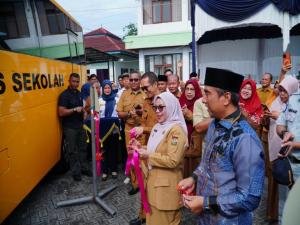 Bus Sekolah Gratis Dihadirkan, Kini Siswa Lebih Mudah Sekolah di Kampar Riau