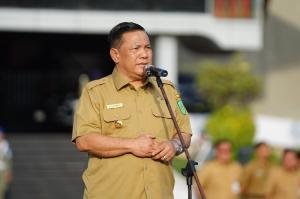 Masih Defisit Rp1,2 T, Plt Gubernur Riau Tekankan Penyelesaian Tugas Skala Prioritas