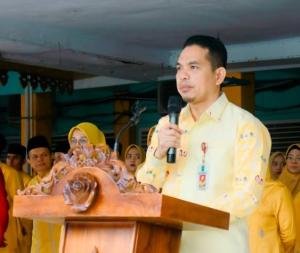Disdik Riau Dibatasi Penggunakan HP di SMA/SMK/SLB, Termasuk Buat Konten oleh Kepsek dan Guru