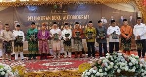 Autobiografi Saleh Djasit Diluncurkan di LAMR Riau, Memuat Perjalanan Hidup Anak Desa Pujud