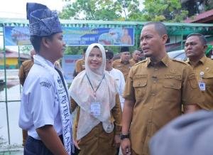 Ringankan Beban Masyarakat, Pemko Pekanbaru Alokasikan Rp13 M Seragam Sekolah Gratis