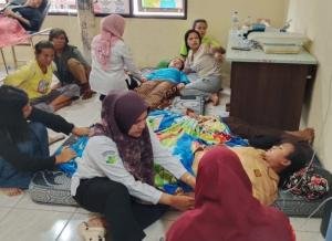 Diduga Keracunan Usai Santap MBG, 81 Pelajar SMKN 1 Tapung Tumbang