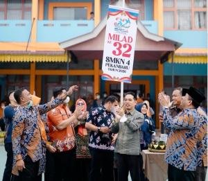 Milad ke-32 SMKN 4 Pekanbaru, Kadisdik Erisman Harap Sekolah Makin Bekualitas